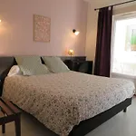 Πανσιόν D'ici Et D'ailleurs Cressensac-Sarrazac
